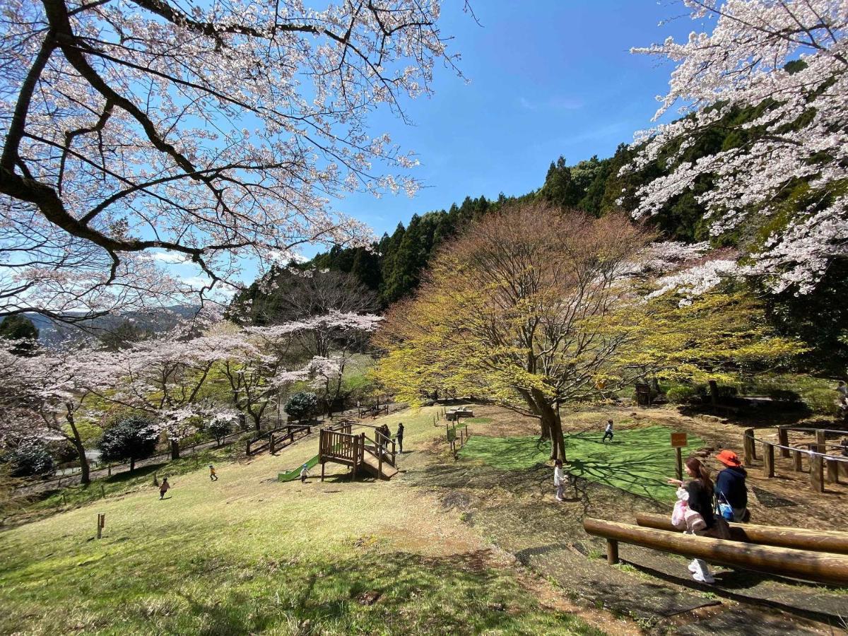 ピアノ付ログハウス貸別荘　南箱根タントンハウス 函南町 エクステリア 写真