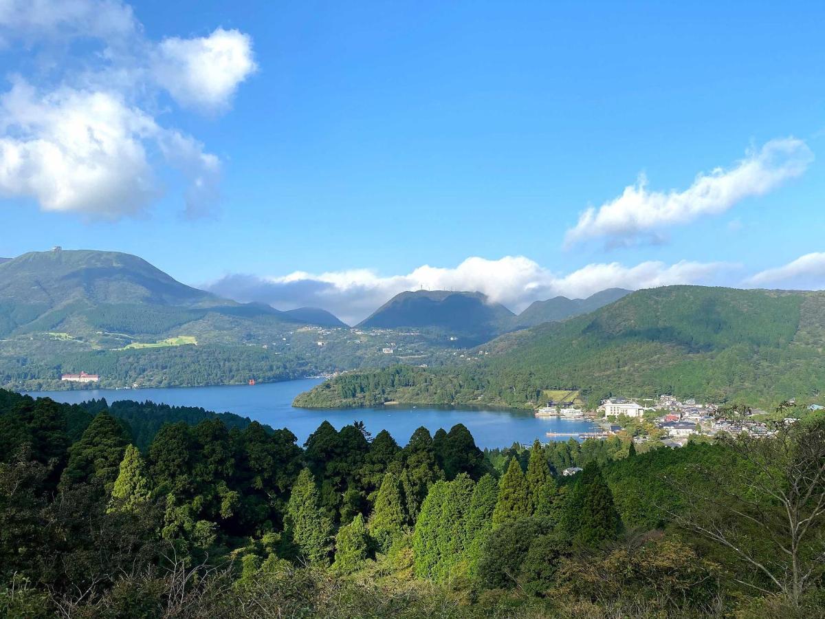 ピアノ付ログハウス貸別荘　南箱根タントンハウス 函南町 エクステリア 写真
